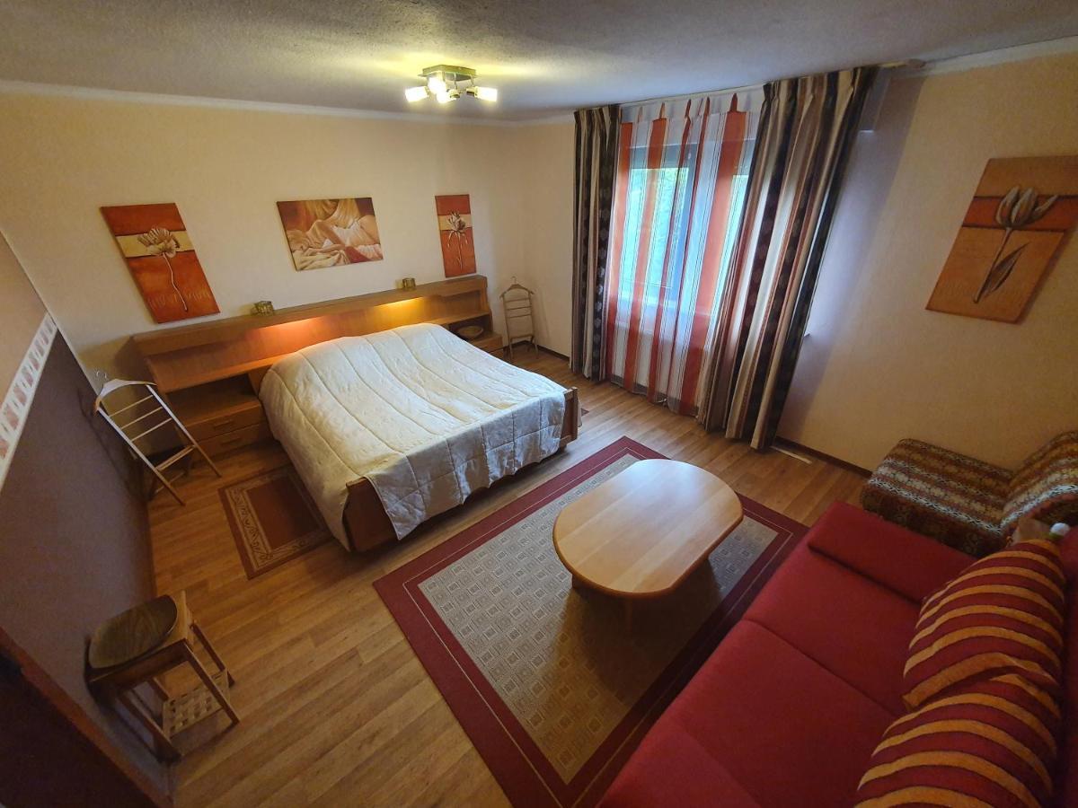 Fun4All-Holidayhome Medebach Bagian luar foto
