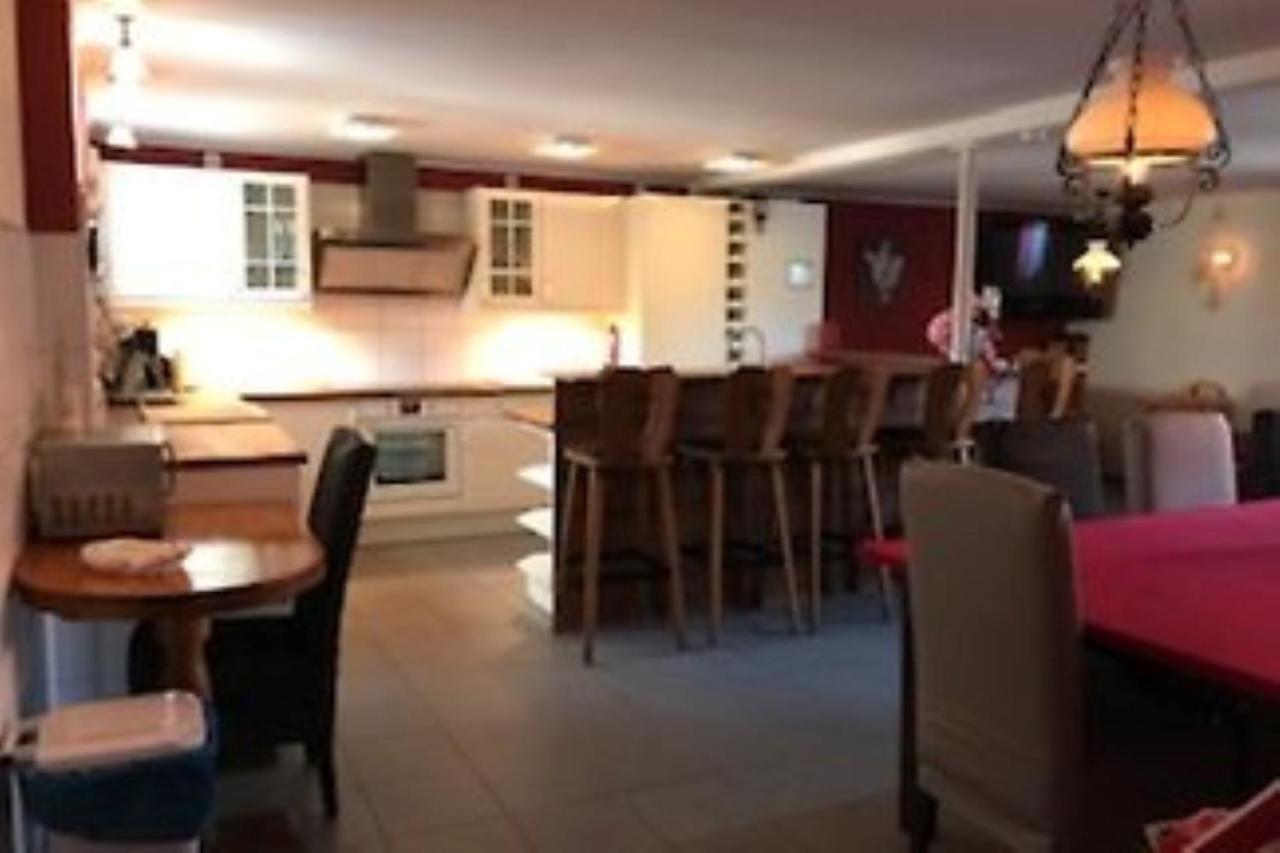 Fun4All-Holidayhome Medebach Bagian luar foto