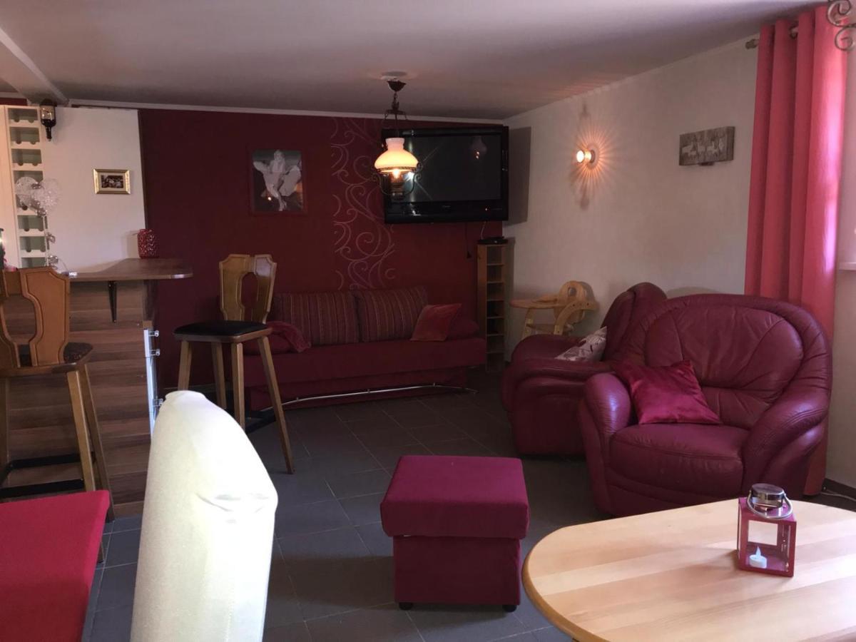 Fun4All-Holidayhome Medebach Bagian luar foto